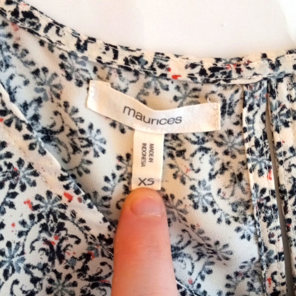 Maurices Sleeveless Blouse - Navy And Coral Pattern - Picture 7 of 7